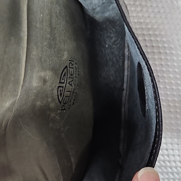 PELLATERI BLACK LEATHER POUCH - Picture 6 of 7
